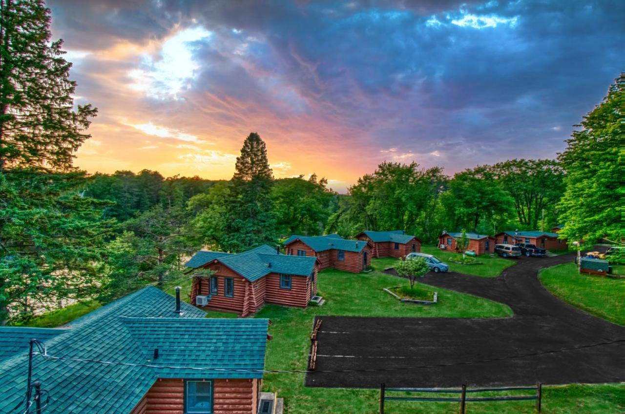 Edgewater Resort Iron Mountain Exteriér fotografie